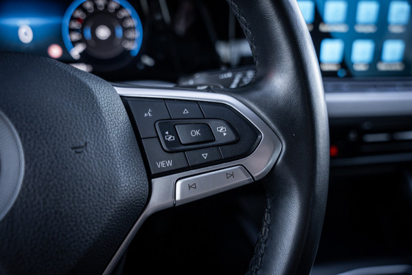 Volkswagen Golf Variant 1.5 eTSI Life Business | Automaat | navigatie | Adaptieve cruise control | App-Connect | camera |