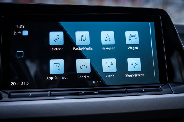 Volkswagen Golf Variant 1.5 eTSI Life Business | Automaat | navigatie | Adaptieve cruise control | App-Connect | camera |