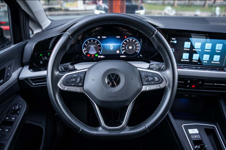 Volkswagen Golf Variant 1.5 eTSI Life Business | Automaat | navigatie | Adaptieve cruise control | App-Connect | camera |