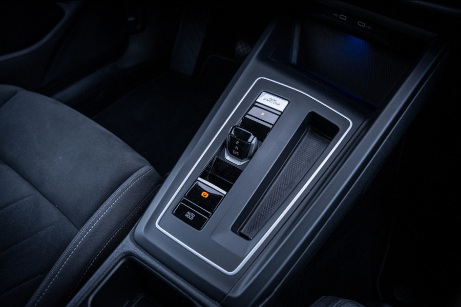 Volkswagen Golf Variant 1.5 eTSI Life Business | Automaat | navigatie | Adaptieve cruise control | App-Connect | camera |