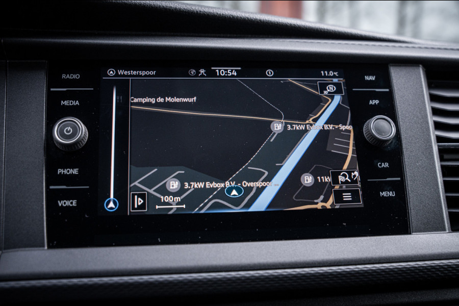 Volkswagen Transporter 2.0 TDI 150pk | L2 | Automaat | Stoelverwarming | Navigatie | Adaptieve cruise control |Carplay |