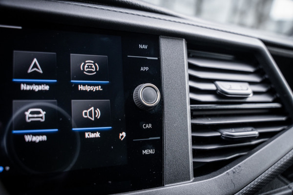 Volkswagen Transporter 2.0 TDI 150pk | L2 | Automaat | Stoelverwarming | Navigatie | Adaptieve cruise control |Carplay |
