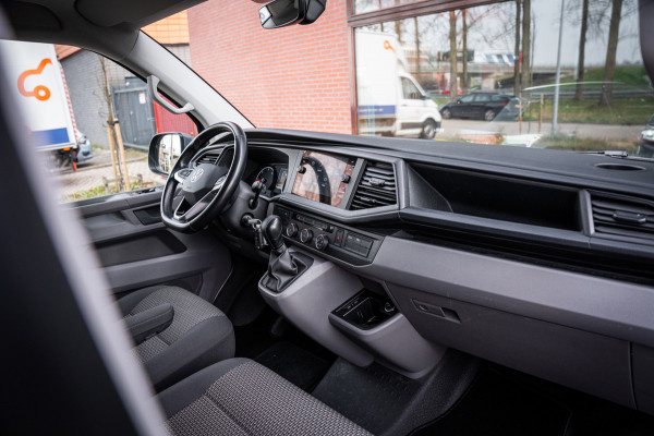 Volkswagen Transporter 2.0 TDI 150pk | L2 | Automaat | Stoelverwarming | Navigatie | Adaptieve cruise control |Carplay |