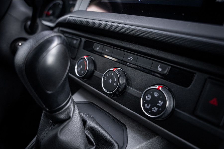 Volkswagen Transporter 2.0 TDI 150pk | L2 | Automaat | Stoelverwarming | Navigatie | Adaptieve cruise control |Carplay |