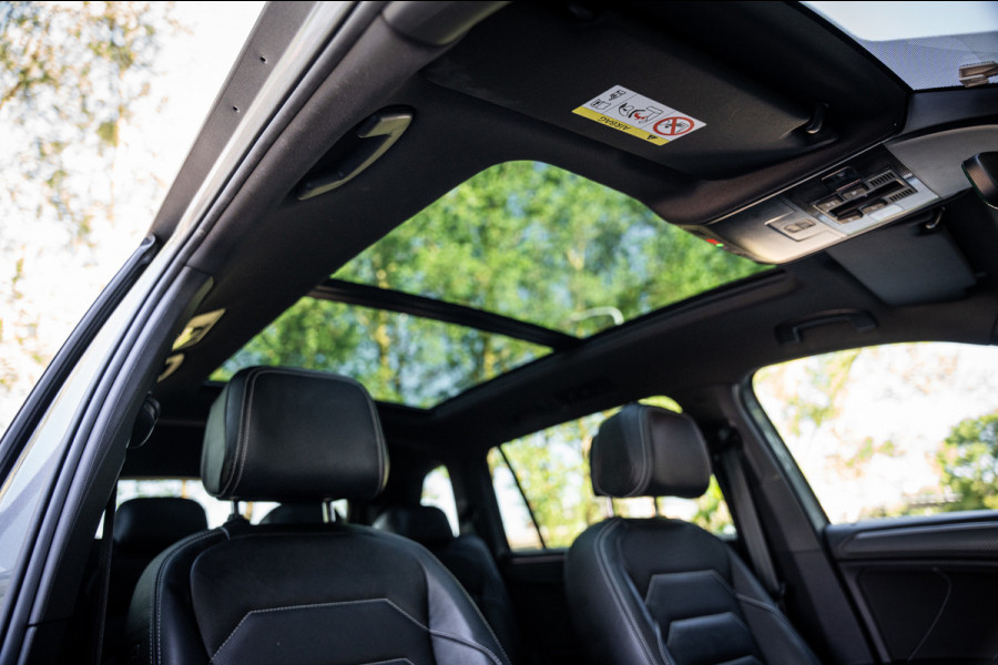 Volkswagen Tiguan Allspace 1.5 TSI R-Line Business+ | 7 persoons | Panoramadak | Leder | Trekhaak | Carplay | Stoel en stuurverw.|