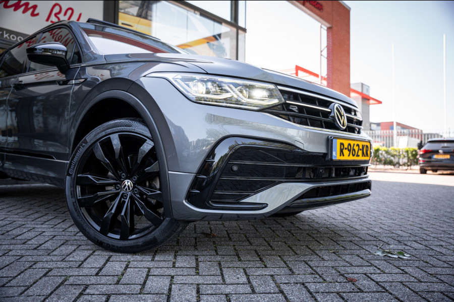 Volkswagen Tiguan Allspace 1.5 TSI R-Line Business+ | 7 persoons | Panoramadak | Leder | Trekhaak | Carplay | Stoel en stuurverw.|