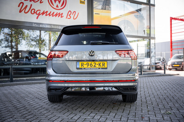Volkswagen Tiguan Allspace 1.5 TSI R-Line Business+ | 7 persoons | Panoramadak | Leder | Trekhaak | Carplay | Stoel en stuurverw.|