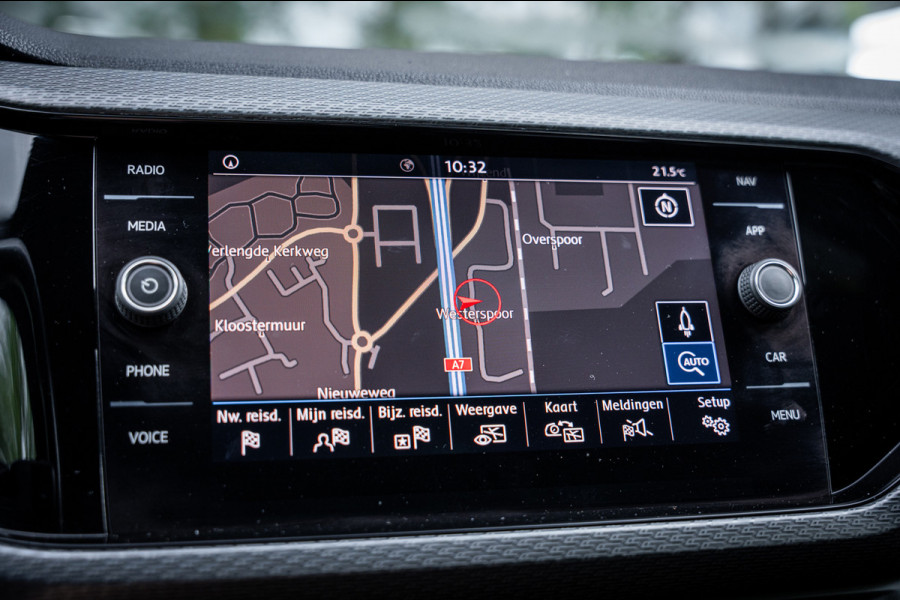 Volkswagen T-Cross 1.0 TSI 116pk R-line | LED | Carplay | Camera | Virtual cockpit | Navigatie | Adaptieve cruise |
