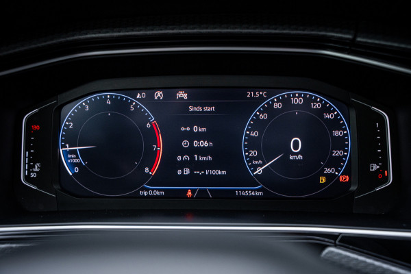 Volkswagen T-Cross 1.0 TSI 116pk R-line | LED | Carplay | Camera | Virtual cockpit | Navigatie | Adaptieve cruise |