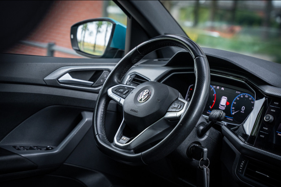 Volkswagen T-Cross 1.0 TSI 116pk R-line | LED | Carplay | Camera | Virtual cockpit | Navigatie | Adaptieve cruise |