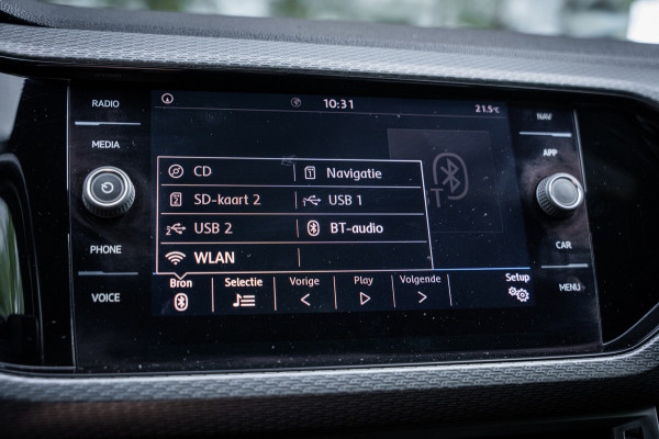 Volkswagen T-Cross 1.0 TSI 116pk R-line | LED | Carplay | Camera | Virtual cockpit | Navigatie | Adaptieve cruise |