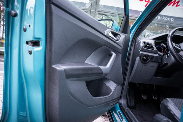 Volkswagen T-Cross 1.0 TSI 116pk R-line | LED | Carplay | Camera | Virtual cockpit | Navigatie | Adaptieve cruise |