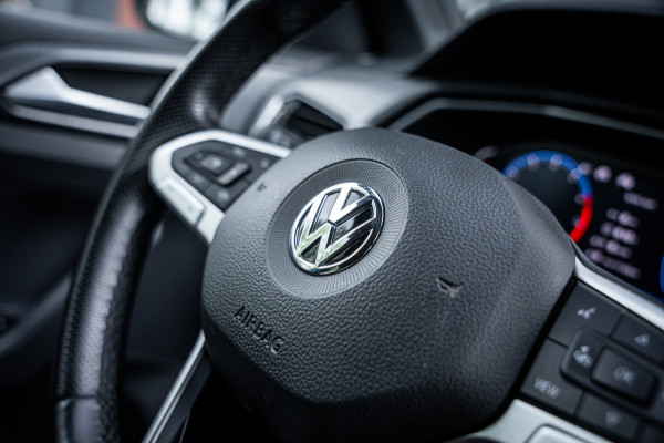 Volkswagen T-Cross 1.0 TSI 116pk R-line | LED | Carplay | Camera | Virtual cockpit | Navigatie | Adaptieve cruise |