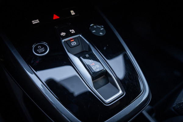 Audi Q4 Sportback e-tron 40 S-line Advanced edition 77 kWh | Matrix LED | Navi | S Line | Cruise | PDC | SoH 94%