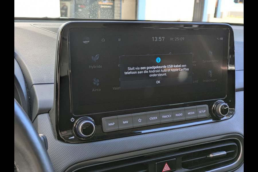 Hyundai Kona 1.6 GDI HEV Fashion|Navi|Keyless-Entry/Go|Two-Tone|Adaptive-Cruise|Stoel/Stuurverwarming|Dodehoekdetectie