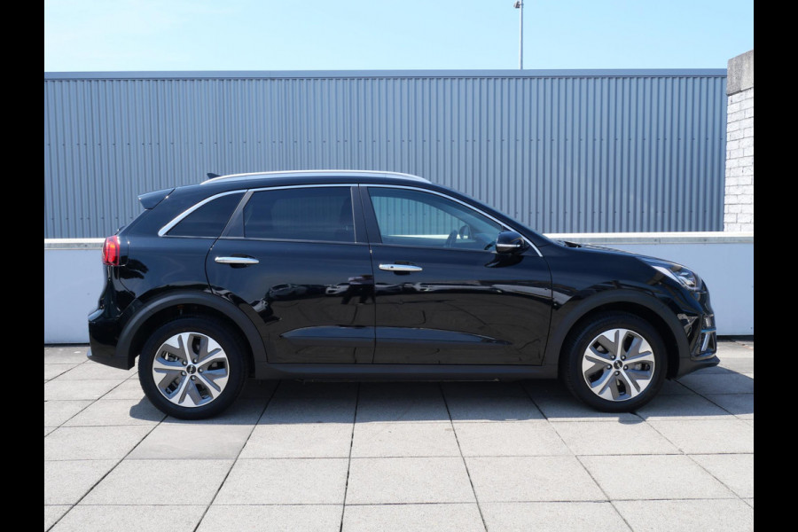Kia e-Niro DynamicPlusLine 64 kWh | SOH 96,8% | 3Fase | Cruise | Schuif-kanteldak | Navi | keyless | Carplay |