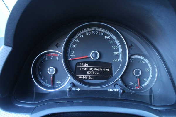 Volkswagen up! 1.0 65pk Active Camera LMV