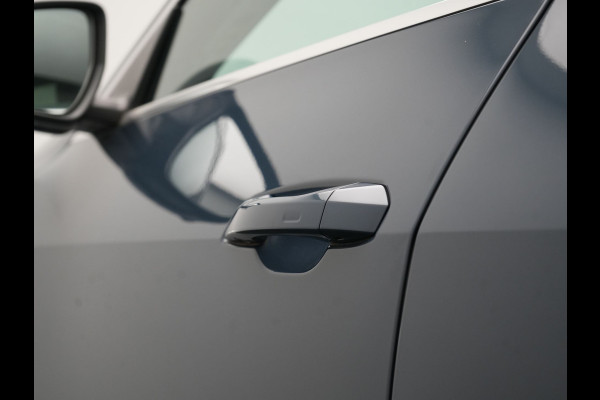 Audi Q8 e-tron 55 quattro Advanced Edition 115 kWh 408pk Dealer O.H | Panodak | Head Up | 360 Camera | Bang & Olufsen | Lederen Sportstoelen Massage & Memory | Stoelventilatie & Verwarming | Cruise Control | Keyless | Virtual | Navigatie | DAB | 21" L.M |