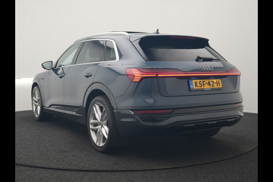 Audi Q8 e-tron 55 quattro Advanced Edition 115 kWh 408pk Dealer O.H | Panodak | Head Up | 360 Camera | Bang & Olufsen | Lederen Sportstoelen Massage & Memory | Stoelventilatie & Verwarming | Cruise Control | Keyless | Virtual | Navigatie | DAB | 21" L.M |