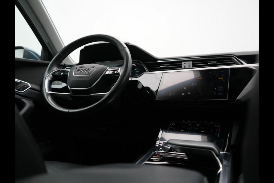 Audi Q8 e-tron 55 quattro Advanced Edition 115 kWh 408pk Dealer O.H | Panodak | Head Up | 360 Camera | Bang & Olufsen | Lederen Sportstoelen Massage & Memory | Stoelventilatie & Verwarming | Cruise Control | Keyless | Virtual | Navigatie | DAB | 21" L.M |
