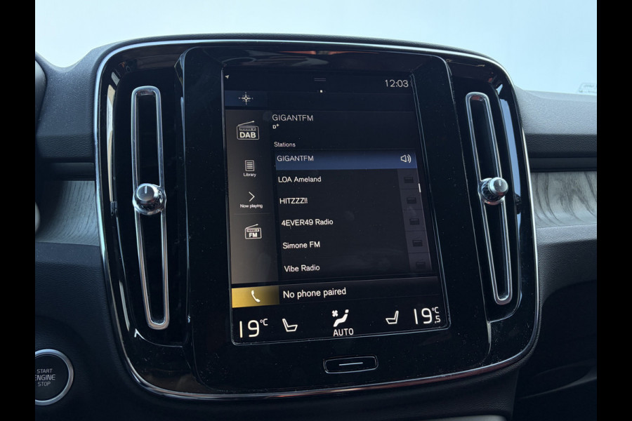Volvo XC40 1.5 T5 262pk Recharge Inscription PHEV Leer Stoel/Stuurverw Carplay Crystal Orrefors Dealer-Onderhouden!