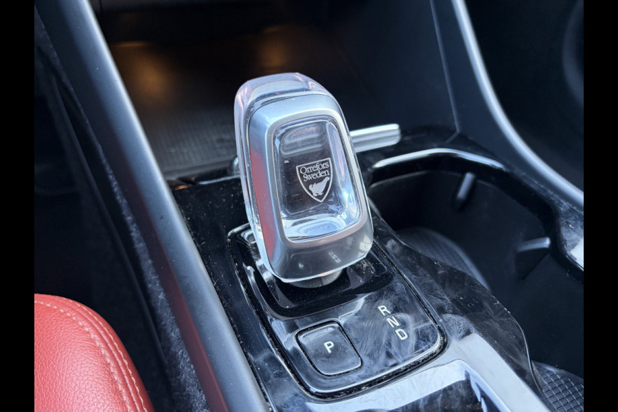 Volvo XC40 1.5 T5 262pk Recharge Inscription PHEV Leer Stoel/Stuurverw Carplay Crystal Orrefors Dealer-Onderhouden!