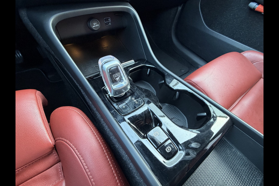 Volvo XC40 1.5 T5 262pk Recharge Inscription PHEV Leer Stoel/Stuurverw Carplay Crystal Orrefors Dealer-Onderhouden!