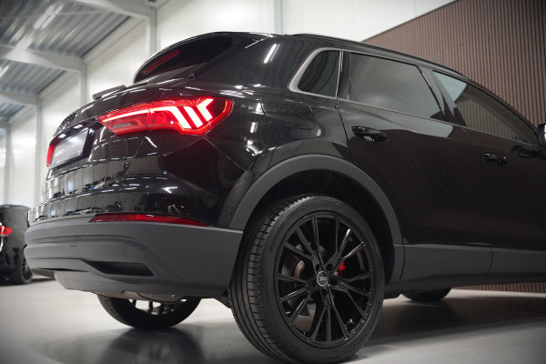 Audi Q3 45 TFSI e Advanced edition | Stoelverwarming | Adaptive Cruise Control | Navigatie | Keyless | Matrix LED | Apple Carplay | DAB | Climate Control | Parkeersensoren | SOH 93,6%