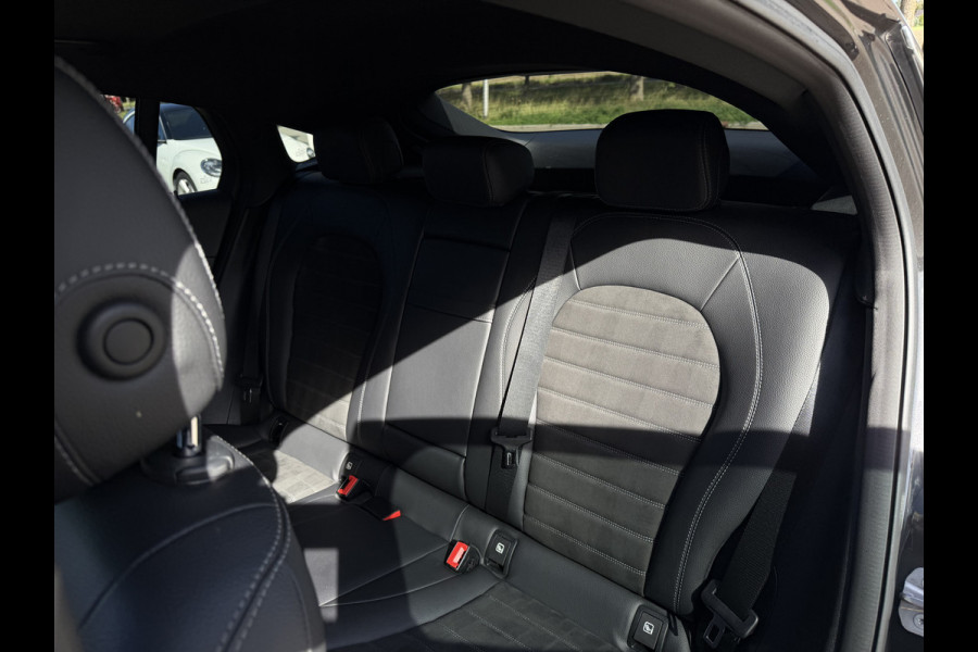 Mercedes-Benz GLC Coupé 300 4MATIC Premium AMG styling / Schuif-kanteldak / Navi / 20" / Carplay / 360 Camera