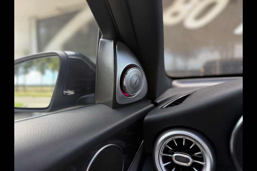 Mercedes-Benz GLC Coupé 300 4MATIC Premium AMG styling / Schuif-kanteldak / Navi / 20" / Carplay / 360 Camera