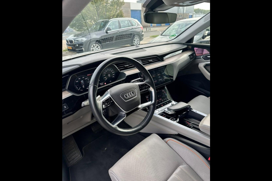 Audi e-tron 55 Quattro 408pk Advanced Plus 95 kWh B&O