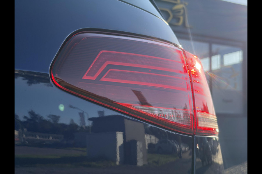 Volkswagen e-Golf e-Golf ✓SOH 88.57%✓Carplay✓Navi✓Leder✓Clima✓Cruise✓Pdc V+A✓LED✓16'' Lm velgen✓N.A.P✓Apk tot 02-2027
