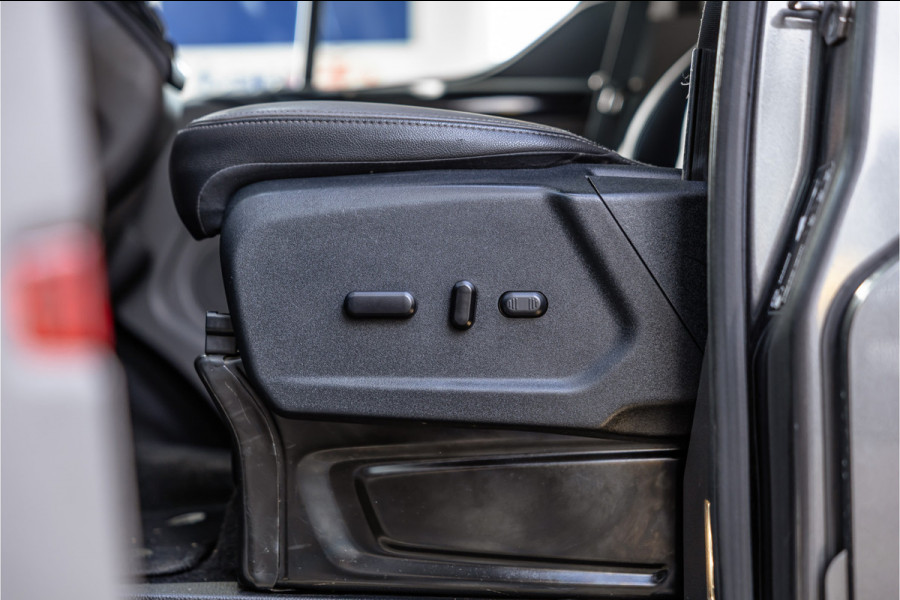 Ford Transit Custom 300 2.0 TDCI 170 PK L2H1 Limited DC | Dubbel cabine | ACC | Elek stoelen | Lederen bekleding | Navigatie | CarPlay | Camera | Trekhaak | Orig. NL auto | Nieuwe APK