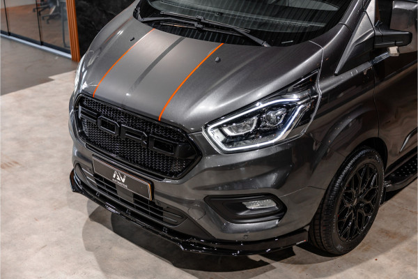 Ford Transit Custom 300 2.0 TDCI 170 PK L2H1 Limited DC | Dubbel cabine | ACC | Elek stoelen | Lederen bekleding | Navigatie | CarPlay | Camera | Trekhaak | Orig. NL auto | Nieuwe APK