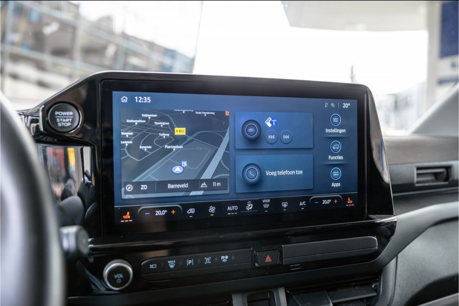 Ford Transit Custom 320 2.0 TDCI 170 PK Sport AWD | ACC | 360 Camera | Trekhaak | Blind Spot | Elek stoelen | CarPlay | Camera | Stoelverwarming | DAB | 3-Zitter | Dealer onderhouden | BPM Vrij
