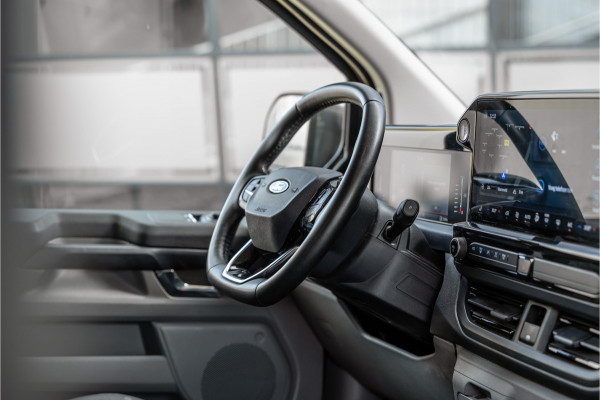 Ford Transit Custom 300 2.0 TDCI L2H1 Sport | L+R Schuifdeur | Bang & Olufsen | ACC | Blind Spot | Elek stoelen | CarPlay | Navigatie | LED | DAB | Stoelverwarming | Trekhaak | Dealer onderhouden | Verlengde fabrieksgarantie | BPM Vrij