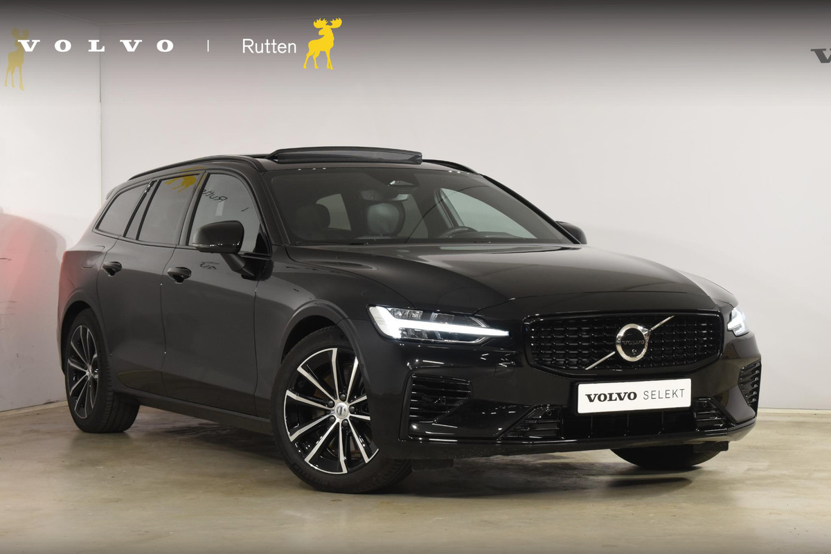 Volvo V60 T8 455PK Plug-in hybrid AWD Plus Dark Adaptive Cruise Control / 360 Camera / Harman Kardon / Head-up display / Panorama schuifdak / Stoel- en stuurverwarming / Stoelverwarming achter / Trekhaak elektrisch wegklapbaar / Elektrische stoelen met geheugen