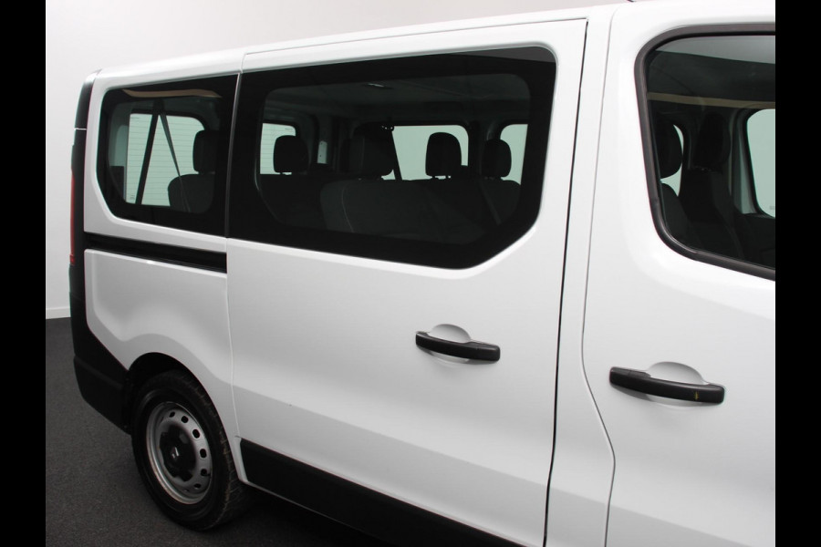 Renault Trafic Passenger 1.6 dCi Zen Energy 9persoons PERSONENBUS Prijs incl. btw/bpm Airco Trekhaak Radio Elektrische pakket