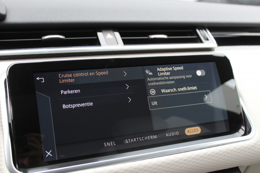 Land Rover Range Rover Velar 2.0 P400e R-Dynamic | SVO Uniek! | Panoramadak | Head-Up | Black Pack | Meridian