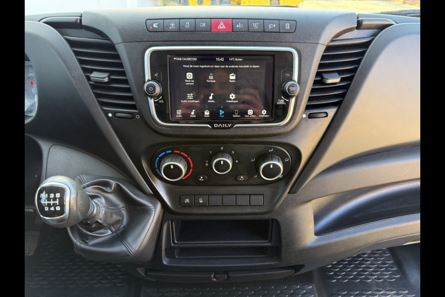 Iveco Daily 35S14 2.3 140PK L2H2 Cruise Control 3.5t Trekgewicht Camera Airco Bluetooth