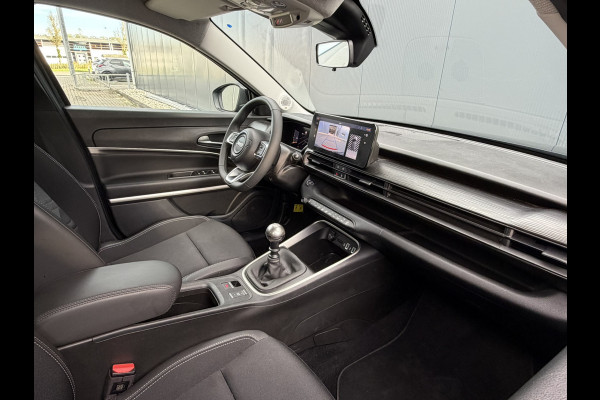Jeep Avenger 1.2 Altitude | Winterpack | Camera | Apple/Android Carplay | JBL audio | Electrische kofferklep