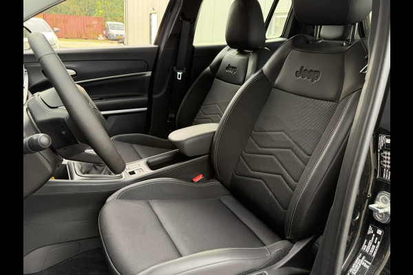 Jeep Avenger 1.2 Altitude | Winterpack | Camera | Apple/Android Carplay | JBL audio | Electrische kofferklep