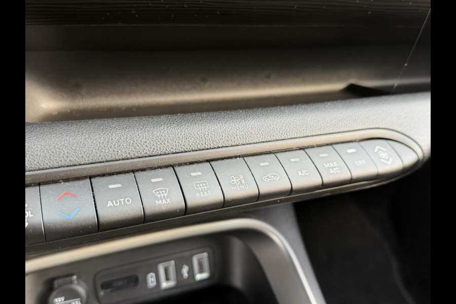 Jeep Avenger 1.2 Altitude | Winterpack | Camera | Apple/Android Carplay | JBL audio | Electrische kofferklep