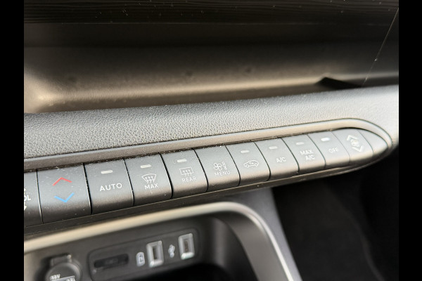 Jeep Avenger 1.2 Altitude | Winterpack | Camera | Apple/Android Carplay | JBL audio | Electrische kofferklep