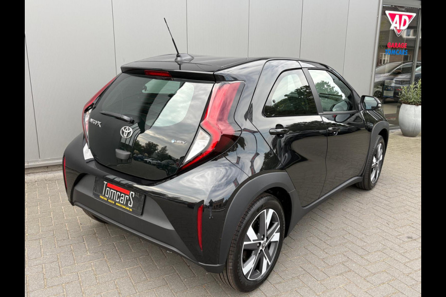 Toyota Aygo X Hybrid 116PK Active Automaat Nieuw uit voorraad! Camera/Stoelverwarming/Adapt.Cruise/ Carplay-Android