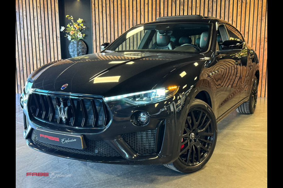Maserati Levante 3.8 V8 GTS / Softclose / H/K / Carbon / Pano / 360 Camera / Memory / Stuurverwarming / Stoelventilatie