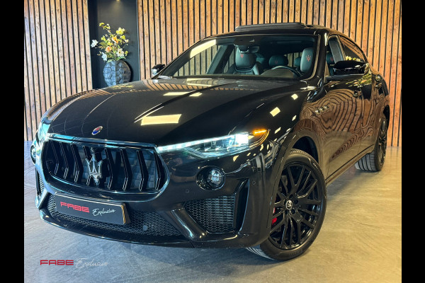 Maserati Levante 3.8 V8 GTS / Softclose / H/K / Carbon / Pano / 360 Camera / Memory / Stuurverwarming / Stoelventilatie