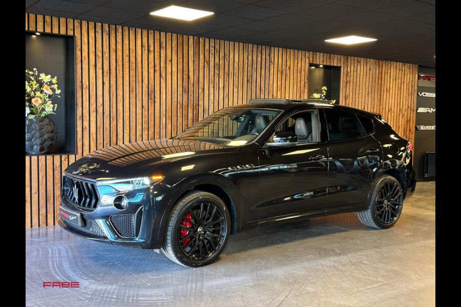 Maserati Levante 3.8 V8 GTS / Softclose / H/K / Carbon / Pano / 360 Camera / Memory / Stuurverwarming / Stoelventilatie