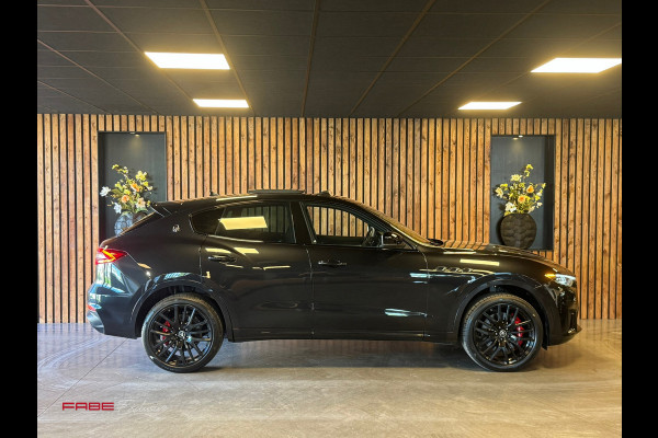 Maserati Levante 3.8 V8 GTS / Softclose / H/K / Carbon / Pano / 360 Camera / Memory / Stuurverwarming / Stoelventilatie