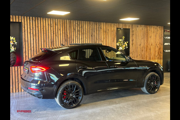 Maserati Levante 3.8 V8 GTS / Softclose / H/K / Carbon / Pano / 360 Camera / Memory / Stuurverwarming / Stoelventilatie